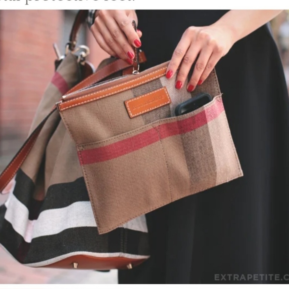 Burberry Nova Chec Canvas Leather Tan Ashby Pocket Zip Pouch Makeup Bag